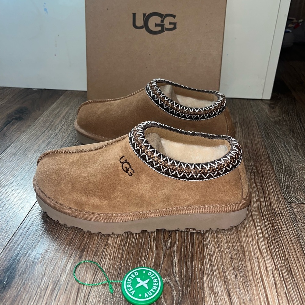 UGG Tazz Tan/Brown Suede Slippers